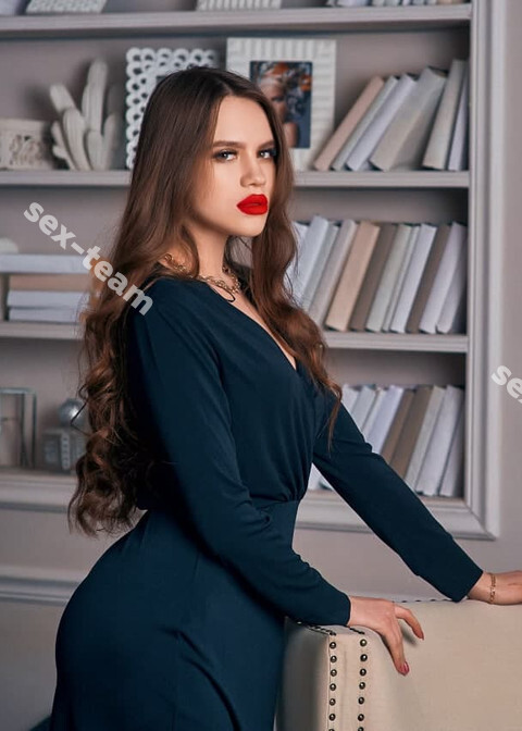 Полина